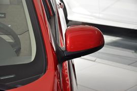 2010款现代瑞纳三厢1.4GL手动标准型