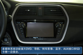 :长安铃木S-CROSS锋驭内饰