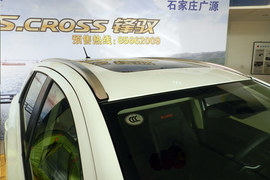 :长安铃木S-CROSS外观
