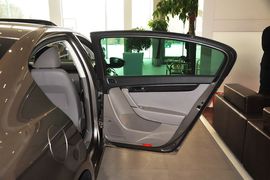 2013款大众迈腾2.0TSI