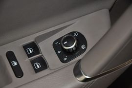 2013款大众迈腾2.0TSI