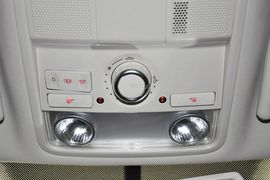 2013款大众迈腾2.0TSI