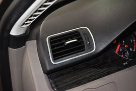 2013款大众迈腾2.0TSI
