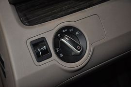 2013款大众迈腾2.0TSI