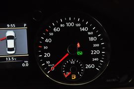 2013款大众迈腾2.0TSI