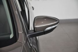 2013款大众迈腾2.0TSI