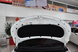 2012款起亚K2三厢