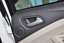 2013款福特翼虎2.0GTDi
