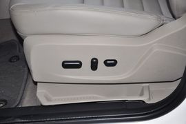 2013款福特翼虎2.0GTDi