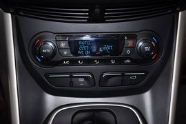 2013款福特翼虎2.0GTDi