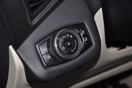 2013款福特翼虎2.0GTDi
