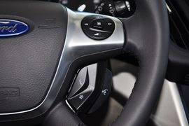 2013款福特翼虎2.0GTDi