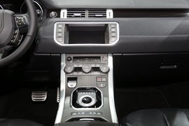 路虎揽胜极光耀动版