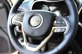 Jeep自由光