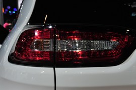 Jeep自由光
