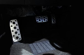 斯巴鲁BRZ