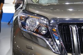 丰田全新普拉多广州车展实拍