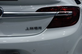 别克君威GS
