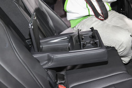 采用全新家族式设计