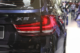 采用全新家族式设计