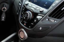 2014款现代飞思Veloster