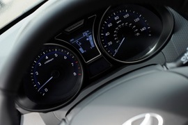 2014款现代飞思Veloster