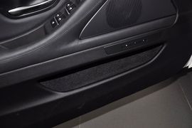 2014款宝马530Li领先型