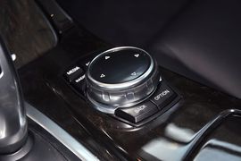 2014款宝马530Li领先型