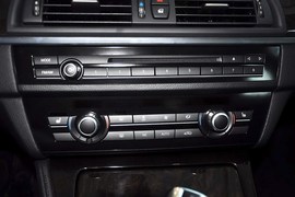 2014款宝马530Li领先型
