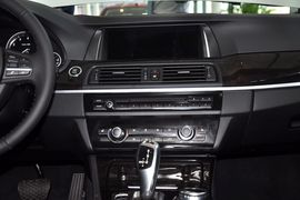 2014款宝马530Li领先型