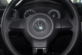 2014款大众速腾1.6L自动时尚型