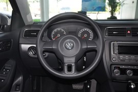 2014款大众速腾1.6L自动时尚型