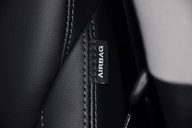 2013款现代格锐3.0L手自一体豪华版6座