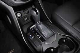 2013款现代格锐3.0L手自一体豪华版6座