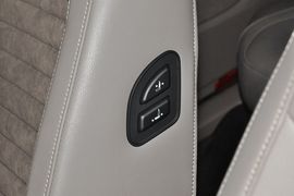 2013款大众迈腾2.0TSI