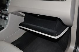 2013款大众迈腾2.0TSI