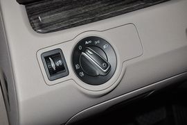 2013款大众迈腾2.0TSI