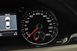 2013款大众迈腾2.0TSI