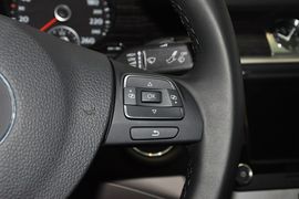 2013款大众迈腾2.0TSI