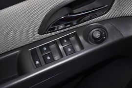 2013款雪佛兰科鲁兹1.6L