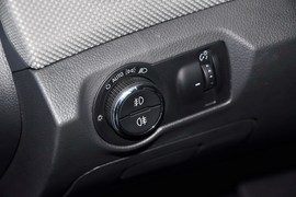 2013款雪佛兰科鲁兹1.6L