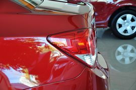 2013款雪佛兰科鲁兹1.6L