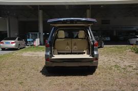 2016款雷克萨斯LX570