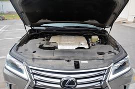 2016款雷克萨斯LX570