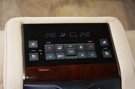 2016款雷克萨斯LX570