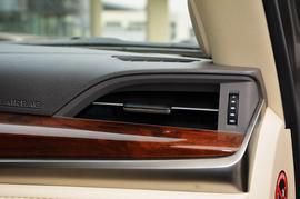 2016款雷克萨斯LX570