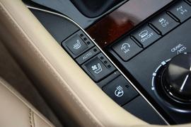 2016款雷克萨斯LX570