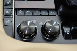 2016款雷克萨斯LX570