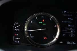 2016款雷克萨斯LX570