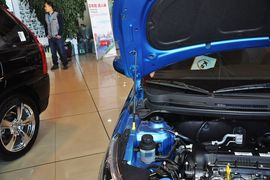 2012款起亚K2三厢1.4L